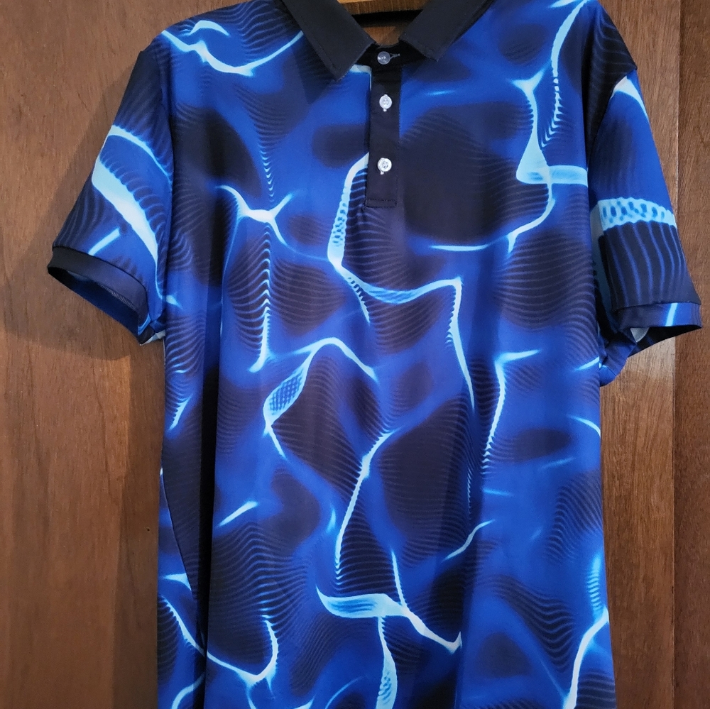 NWT men's super soft and cool inside summer shirt.